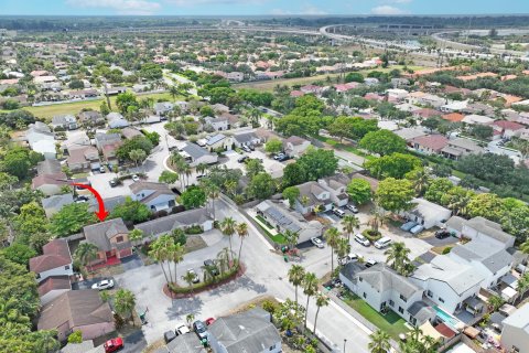 Villa ou maison à vendre à Davie, Floride: 3 chambres, 141.12 m2 № 1207536 - photo 16