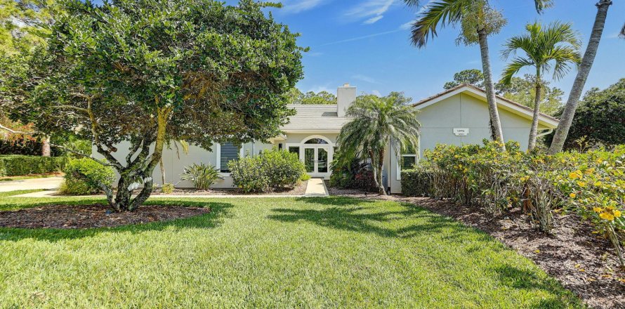 Villa ou maison à Palm City, Floride 3 chambres, 232.26 m2 № 1075700