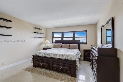 Condo in Fort Lauderdale, Florida, 2 bedrooms  № 1227534 - photo 6