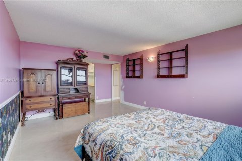 Condo in Fort Lauderdale, Florida, 2 bedrooms  № 1227534 - photo 28