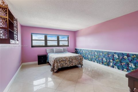 Condo in Fort Lauderdale, Florida, 2 bedrooms  № 1227534 - photo 3