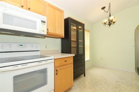 Casa en venta en Apopka, Florida, 3 dormitorios, 132.2 m2 № 1342925 - foto 16