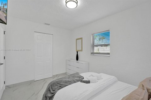 Casa en venta en Dania Beach, Florida, 3 dormitorios, 102.19 m2 № 1381609 - foto 24