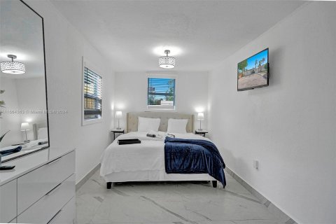 Casa en venta en Dania Beach, Florida, 3 dormitorios, 102.19 m2 № 1381609 - foto 14