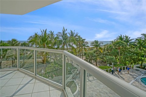 Condominio en venta en Surfside, Florida, 3 dormitorios, 179.3 m2 № 1401467 - foto 11