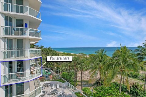 Copropriété à vendre à Surfside, Floride: 3 chambres, 179.3 m2 № 1401467 - photo 17