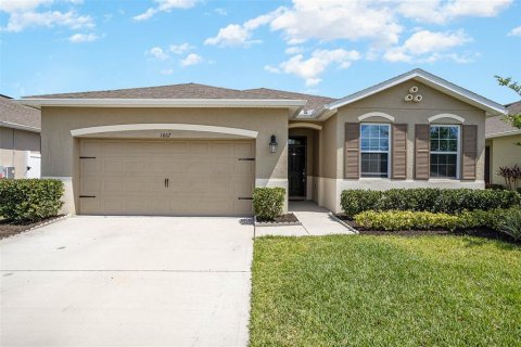 Villa ou maison à vendre à Kissimmee, Floride: 4 chambres, 189.33 m2 № 1327237 - photo 1