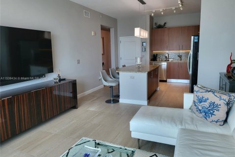 Condominio en venta en Hallandale Beach, Florida, 1 dormitorio, 76.27 m2 № 1033200 - foto 8