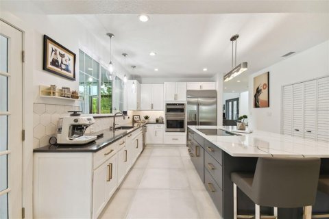 Villa ou maison à vendre à Tampa, Floride: 4 chambres, 372.63 m2 № 1341788 - photo 29