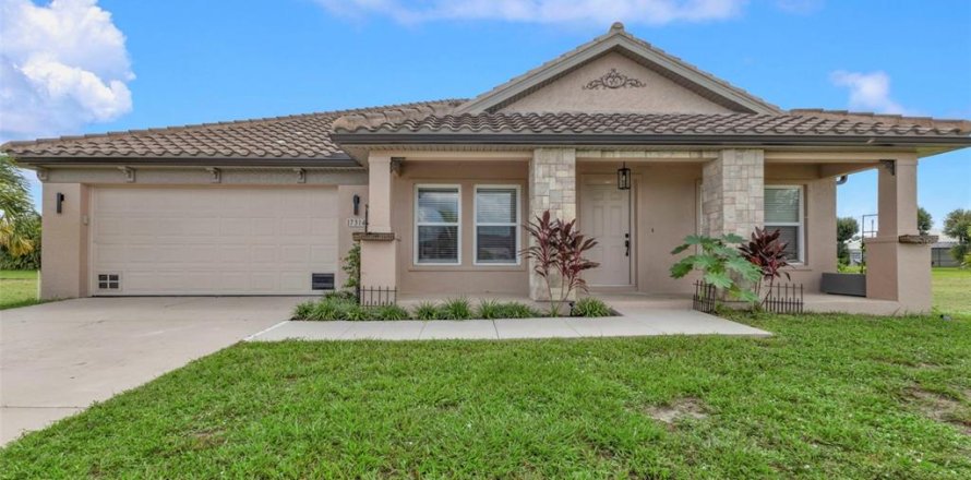 Casa en Punta Gorda, Florida 3 dormitorios, 205.87 m2 № 1341755