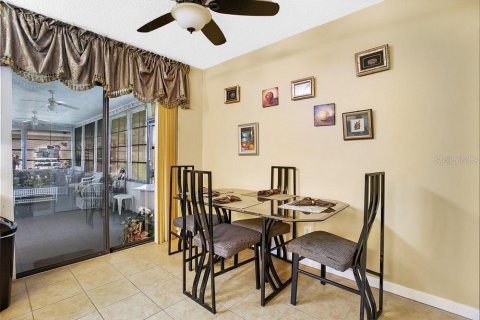 Casa en venta en Palm Bay, Florida, 4 dormitorios, 169.73 m2 № 1280715 - foto 10