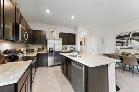 Adosado en venta en Bradenton, Florida, 3 dormitorios, 162.11 m2 № 1359701 - foto 8