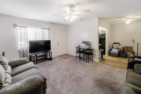 Condo in Winter Haven, Florida, 1 bedroom  № 1220274 - photo 6