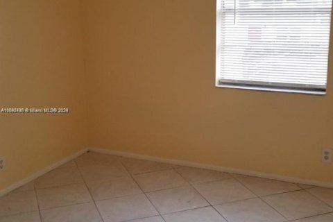 Townhouse in Pompano Beach, Florida 3 bedrooms, 120.77 sq.m. № 1331199 - photo 11