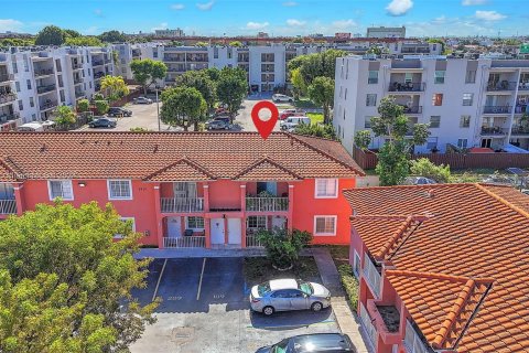 Copropriété à vendre à Hialeah, Floride: 2 chambres, 76.18 m2 № 1309507 - photo 14