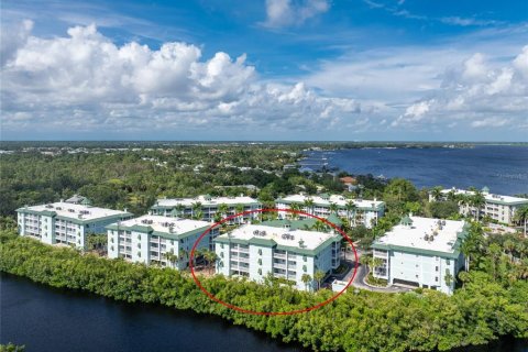 Copropriété à vendre à Punta Gorda, Floride: 3 chambres, 163.42 m2 № 1334272 - photo 29