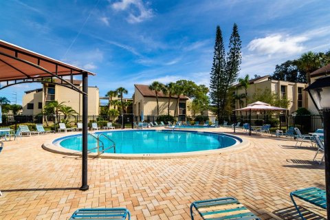 Condo in Clearwater, Florida, 1 bedroom  № 1420515 - photo 17