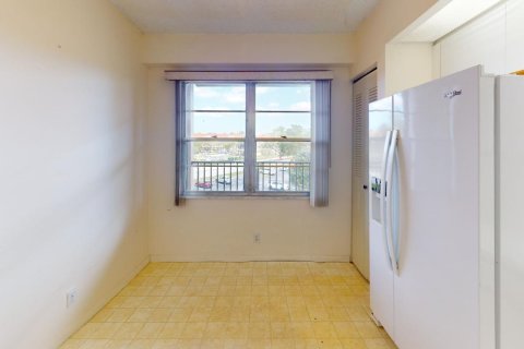 Condominio en venta en Pembroke Pines, Florida, 2 dormitorios, 110.74 m2 № 1036128 - foto 22
