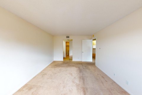 Condominio en venta en Pembroke Pines, Florida, 2 dormitorios, 110.74 m2 № 1036128 - foto 11