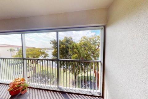 Condominio en venta en Pembroke Pines, Florida, 2 dormitorios, 110.74 m2 № 1036128 - foto 13