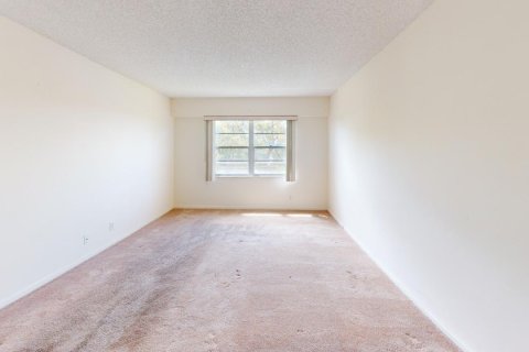 Condominio en venta en Pembroke Pines, Florida, 2 dormitorios, 110.74 m2 № 1036128 - foto 6
