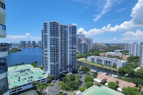 Condo in Aventura, Florida, 2 bedrooms  № 1412320 - photo 5