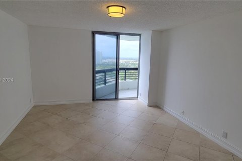 Condo in Aventura, Florida, 2 bedrooms  № 1412320 - photo 14