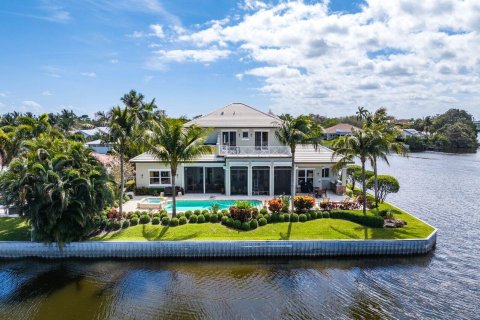 Casa en venta en Delray Beach, Florida, 5 dormitorios, 453.55 m2 № 1040568 - foto 4