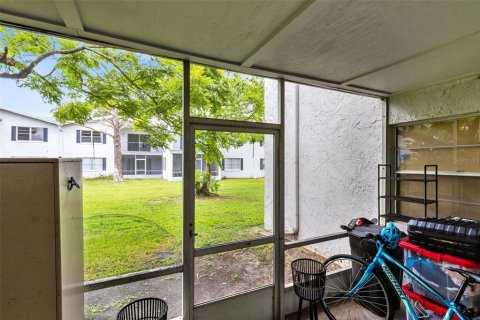 Copropriété à vendre à Orlando, Floride: 2 chambres, 96.06 m2 № 1301533 - photo 3