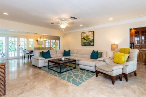 Villa ou maison à louer à Pompano Beach, Floride: 4 chambres, 230.68 m2 № 1068453 - photo 17