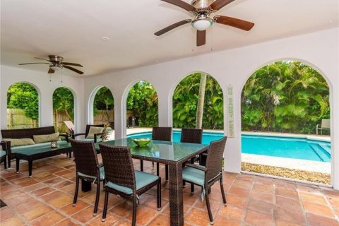 Villa ou maison à louer à Pompano Beach, Floride: 4 chambres, 230.68 m2 № 1068453 - photo 4