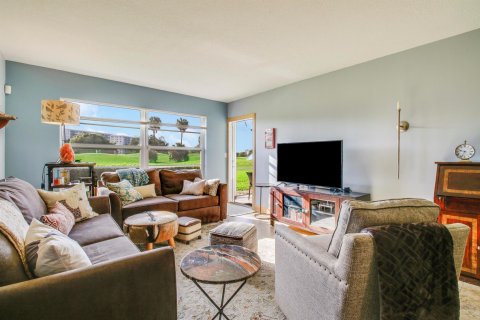 Condo in Pompano Beach, Florida, 1 bedroom  № 1068451 - photo 25