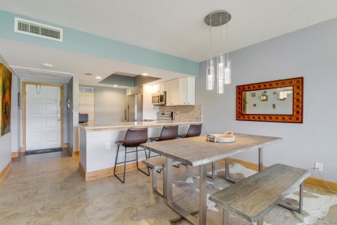 Condo in Pompano Beach, Florida, 1 bedroom  № 1068451 - photo 22