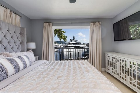 Villa ou maison à vendre à Fort Lauderdale, Floride: 4 chambres, 266.63 m2 № 1160500 - photo 16