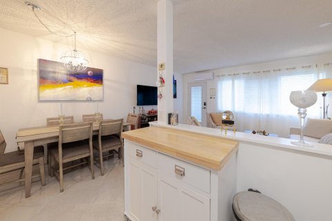 Condominio en venta en Hallandale Beach, Florida, 1 dormitorio, 58.06 m2 № 1044093 - foto 5