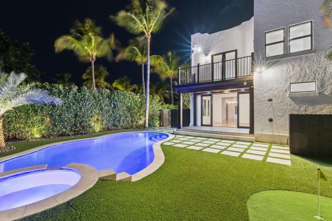 Casa en venta en West Palm Beach, Florida, 3 dormitorios, 251.67 m2 № 1050040 - foto 9