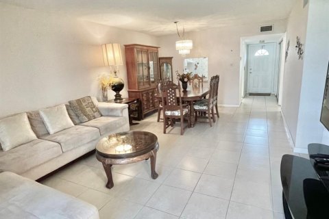 Condominio en venta en Margate, Florida, 2 dormitorios, 91.97 m2 № 1049961 - foto 5