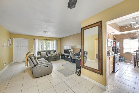 Casa en venta en Margate, Florida, 2 dormitorios, 109.81 m2 № 1223964 - foto 8