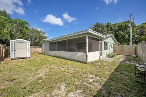 Villa ou maison à vendre à Margate, Floride: 2 chambres, 109.81 m2 № 1223964 - photo 25