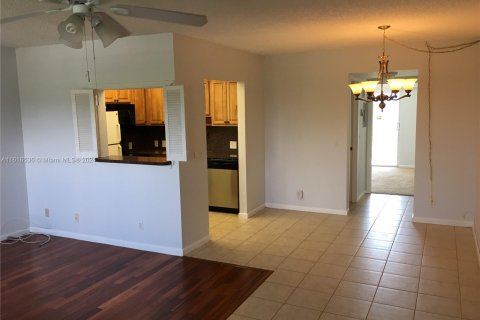 Condominio en venta en Boca Raton, Florida, 1 dormitorio, 66.89 m2 № 1238037 - foto 5