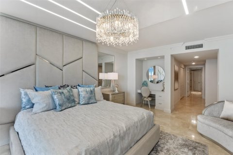 Copropriété à vendre à Miami, Floride: 3 chambres, 303.23 m2 № 1073914 - photo 16