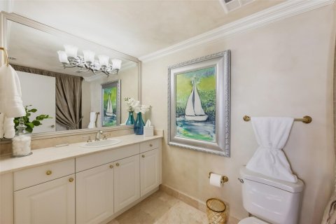 Copropriété à vendre à Miami, Floride: 3 chambres, 303.23 m2 № 1073914 - photo 7