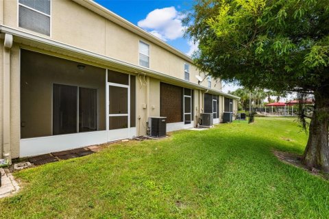 Townhouse in Odessa, Florida 3 bedrooms, 124.21 sq.m. № 1322533 - photo 27