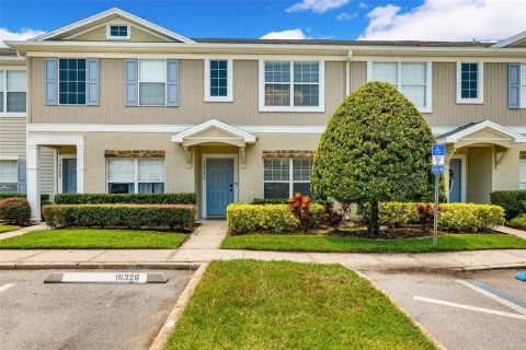 Touwnhouse à vendre à Odessa, Floride: 3 chambres, 124.21 m2 № 1322533 - photo 1