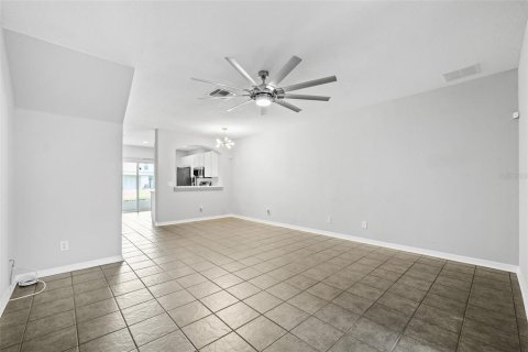 Touwnhouse à vendre à Odessa, Floride: 3 chambres, 124.21 m2 № 1322533 - photo 3