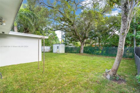 Villa ou maison à vendre à Miami, Floride: 4 chambres, 96.62 m2 № 1429887 - photo 23