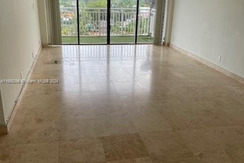 Copropriété à louer à North Miami, Floride: 2 chambres, 110.55 m2 № 1357244 - photo 9