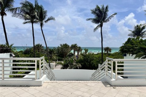 Condominio en alquiler en Miami Beach, Florida, 2 dormitorios, 95.69 m2 № 1357197 - foto 25