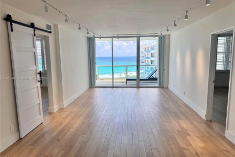 Condominio en alquiler en Miami Beach, Florida, 2 dormitorios, 95.69 m2 № 1357197 - foto 22