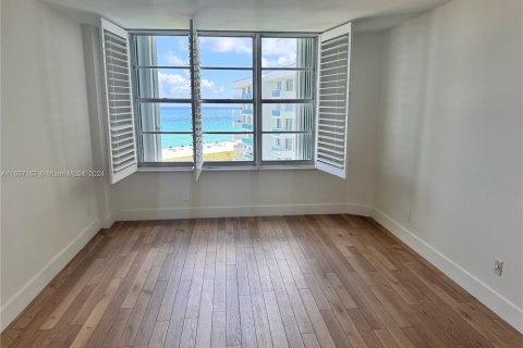 Condominio en alquiler en Miami Beach, Florida, 2 dormitorios, 95.69 m2 № 1357197 - foto 8